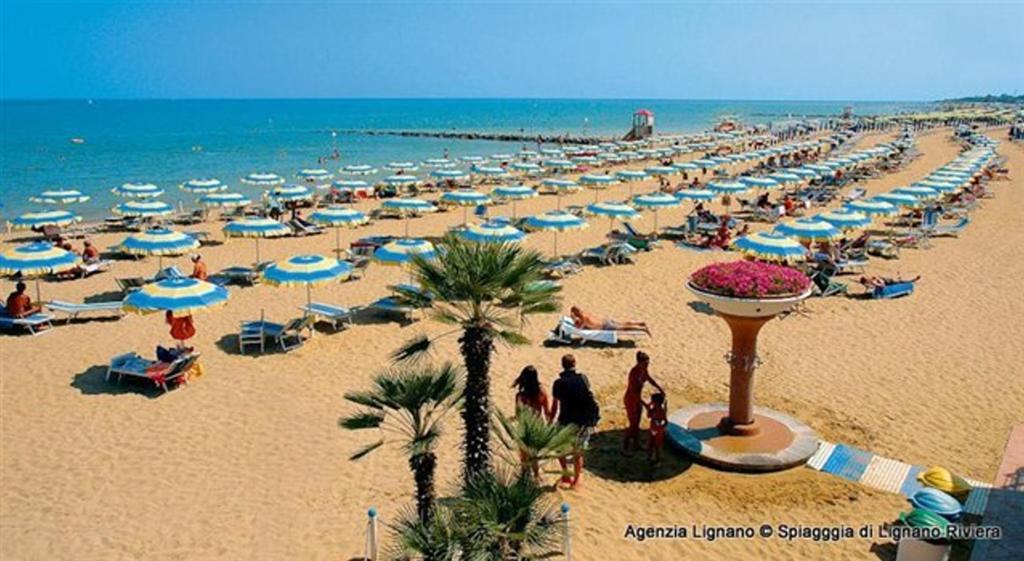 Lignano Riviera Villa Economica Lignano Sabbiadoro Zewnętrze zdjęcie